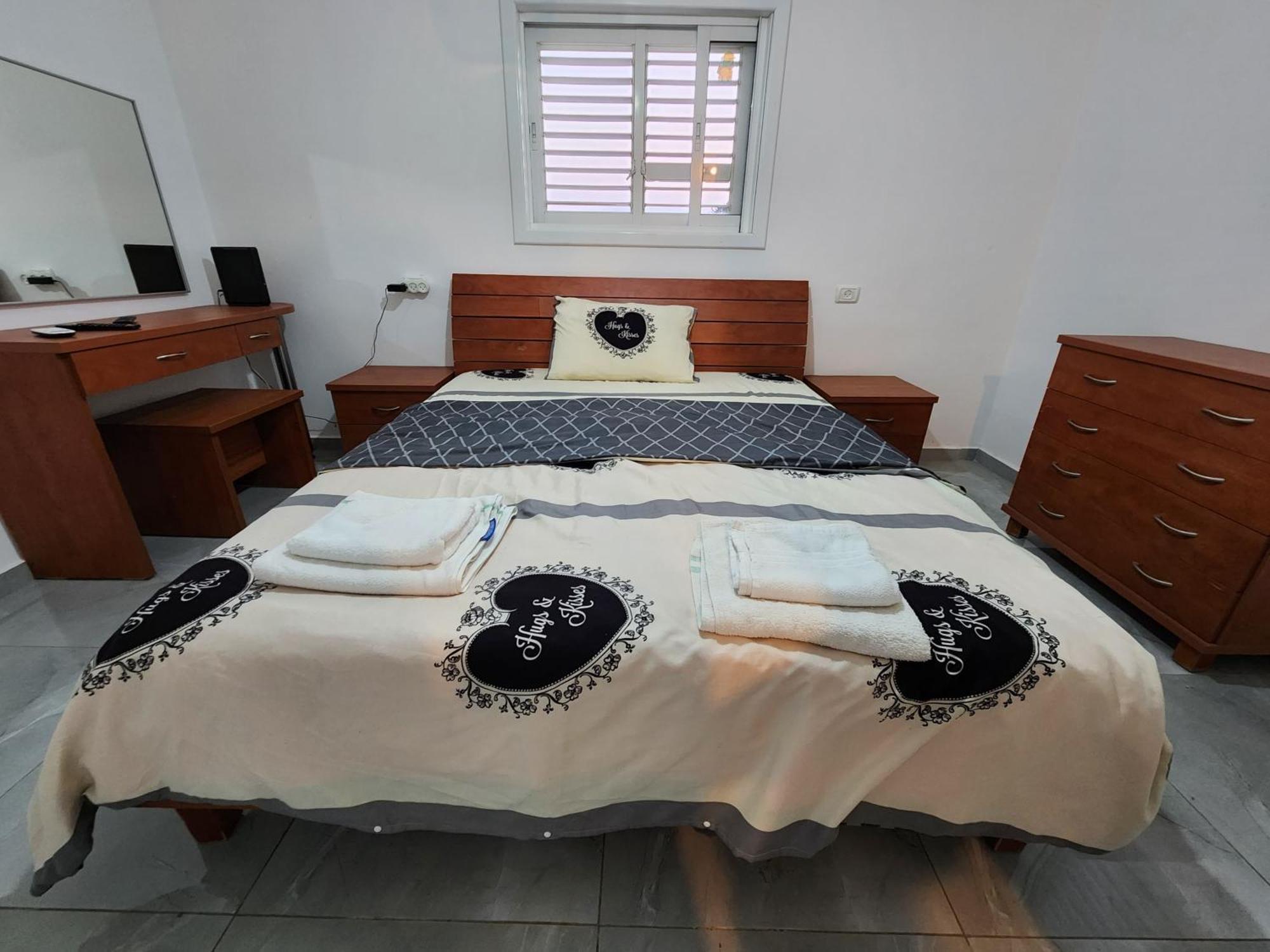 Short term Stay in Rehovot Central location near Nes Ziona Rishon Lezion Jerusalem&Tel Aviv Esterno foto